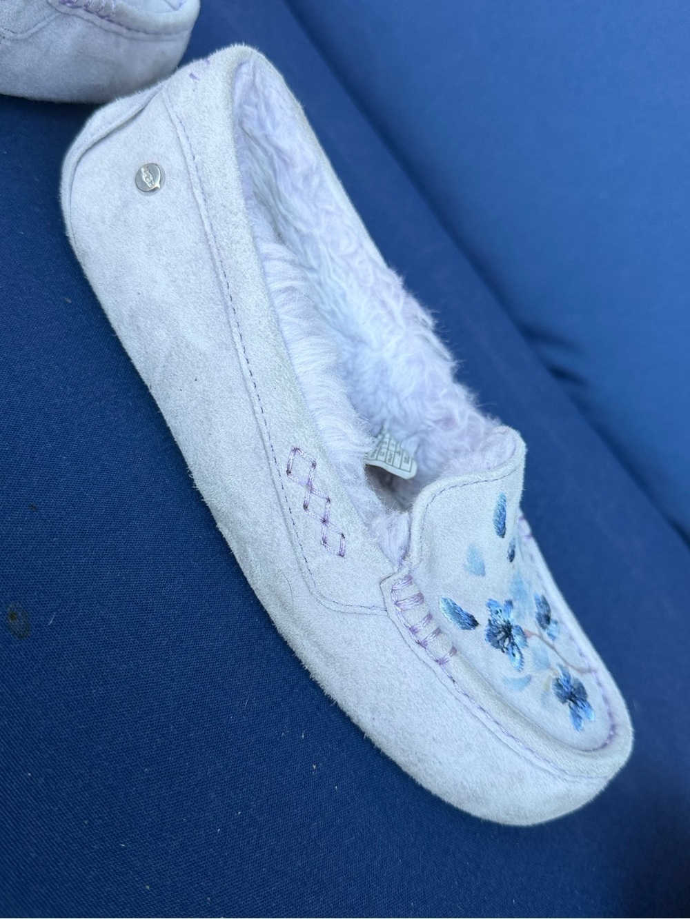 UGG Ansley Blossom Slippers Nightfall Suede Floral Embroidery Womens Size 6 Cozy - Picture 9 of 16